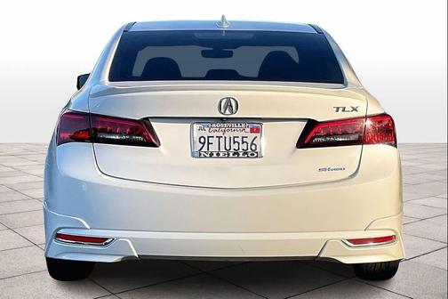 2017 Acura TLX w/Technology Package