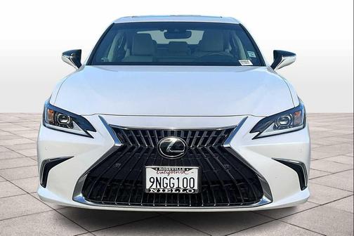 2024 Lexus ES 300h Base