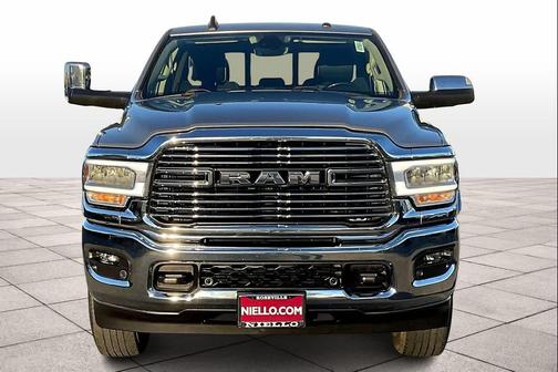 2020 RAM 2500 Laramie Crew Cab 4X4 6'4' Box