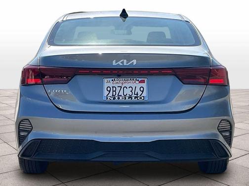 2022 Kia Forte LXS