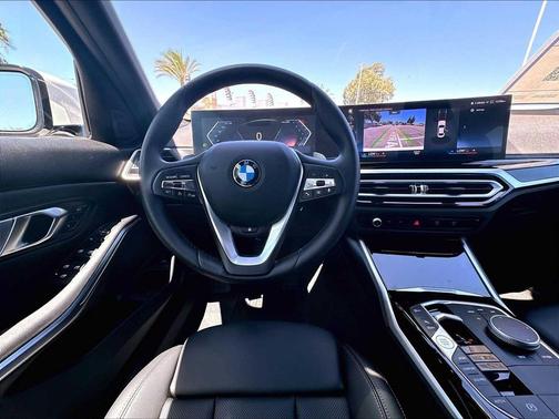Alpine White 2023 BMW 330 330i