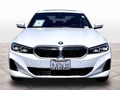 Alpine White 2023 BMW 330 330i