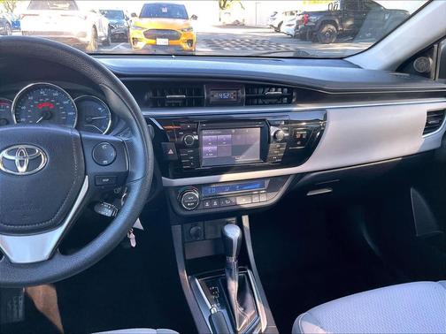 Classic Silver Metallic 2014 Toyota Corolla LE