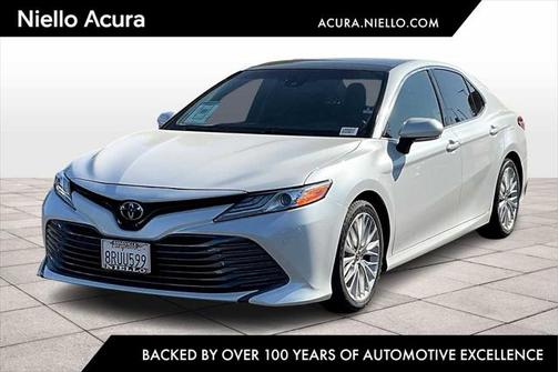 2018 Toyota Camry XLE