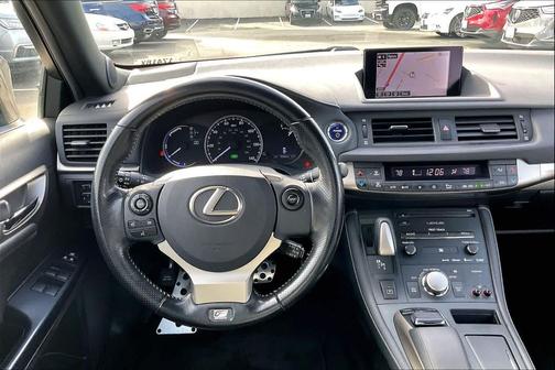 2017 Lexus CT 200h Base