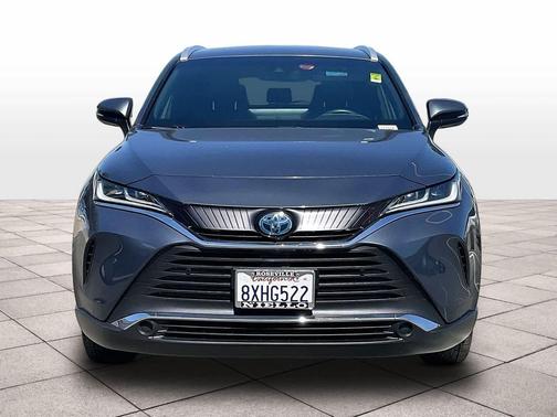 Coastal Gray Metallic 2021 Toyota Venza XLE