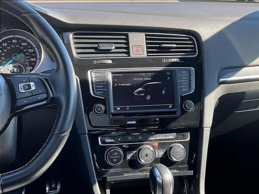 2017 Volkswagen Golf R 2.0T DSG