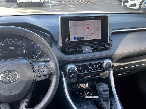 Ice Cap 2024 Toyota RAV4 Hybrid XLE