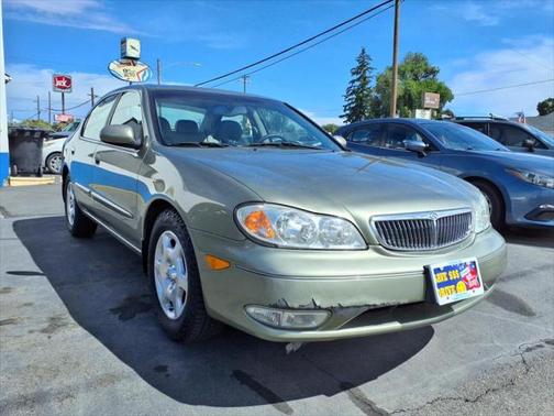2000 INFINITI I30 Base