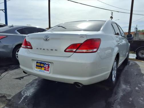 2007 Toyota Avalon XL