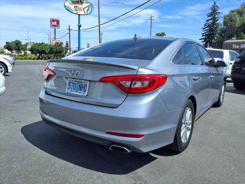 2016 Hyundai SONATA SE