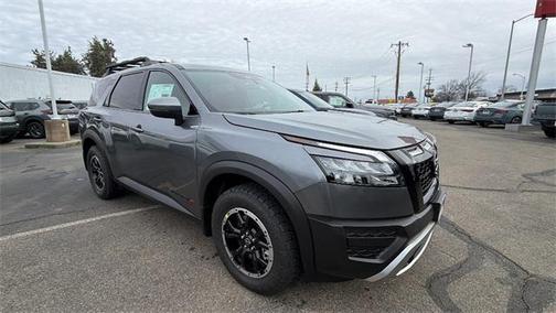 2025 Nissan Pathfinder Rock Creek 4WD