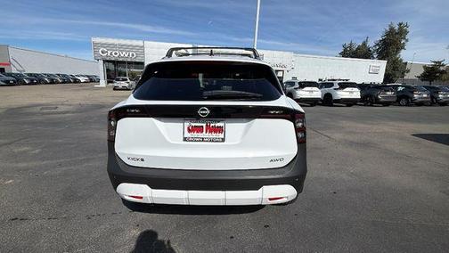 2026 Nissan Kicks SV