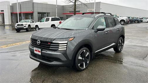 2025 Nissan Kicks SR