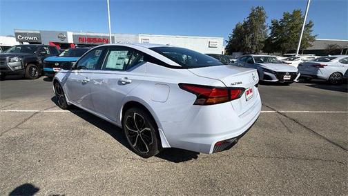 2025 Nissan Altima SR AWD