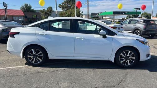 2025 Nissan Versa 1.6 SV