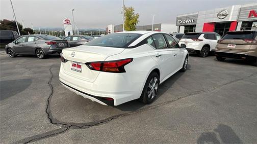 2025 Nissan Altima S FWD