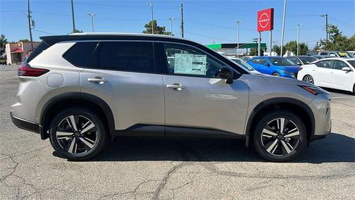 2025 Nissan Rogue SL