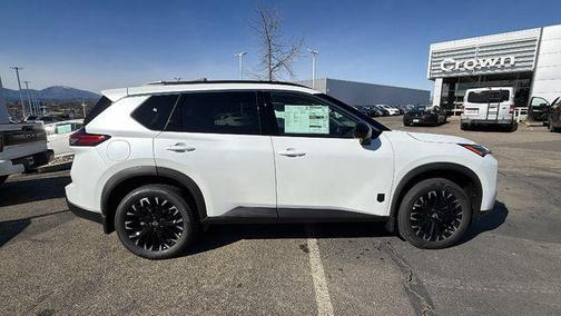 2026 Nissan Rogue Dark Armor