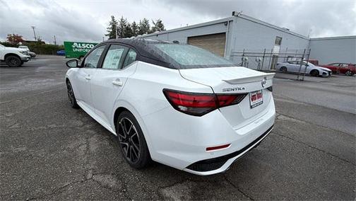 2025 Nissan Sentra SR