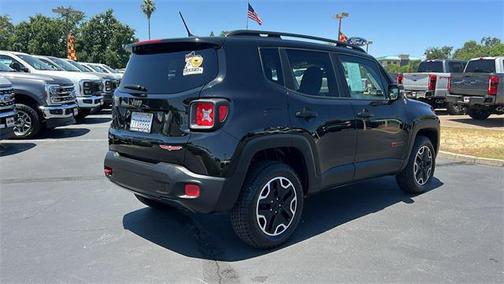 2017 Jeep Renegade Trailhawk
