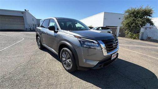 2025 Nissan Pathfinder S 4WD