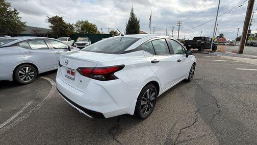 2025 Nissan Versa 1.6 S