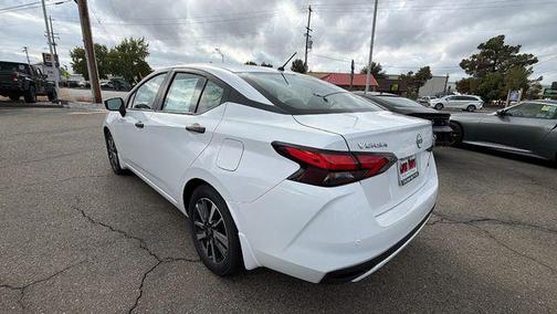 2025 Nissan Versa 1.6 S