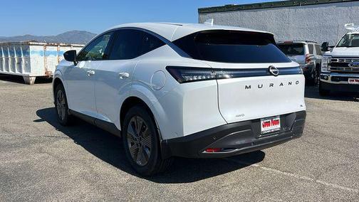 2025 Nissan Murano SL