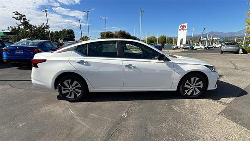 2025 Nissan Altima S FWD