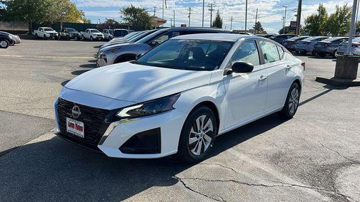 2025 Nissan Altima S FWD