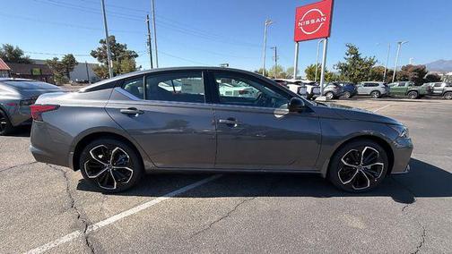 2025 Nissan Altima SR AWD