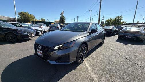 2025 Nissan Altima SR AWD