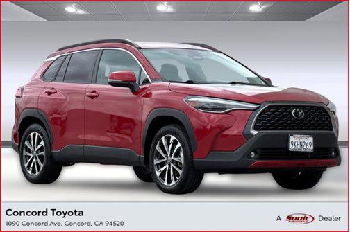 2024 Toyota Corolla Cross XLE
