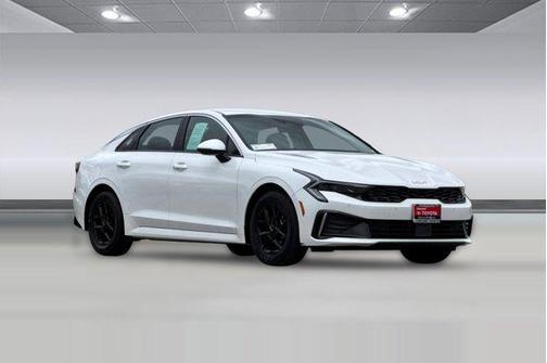 Snow White Pearl 2025 Kia K5 LXS