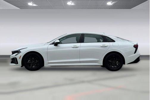 Snow White Pearl 2025 Kia K5 LXS