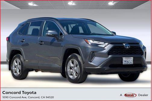 2022 Toyota RAV4 Hybrid XLE