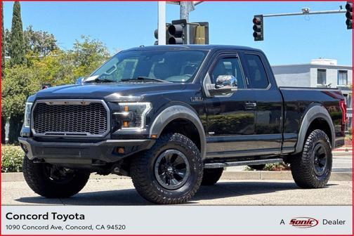 Tuxedo Black Metallic 2015 Ford F-150 Lariat