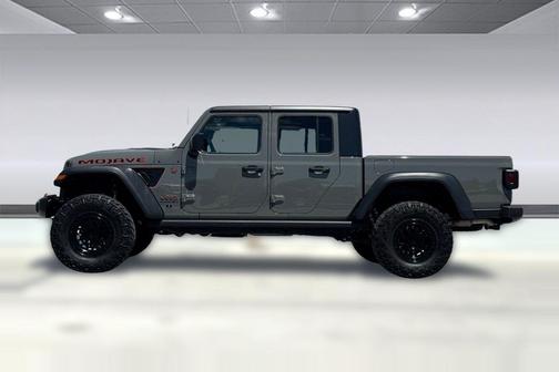Sting-Gray Clearcoat 2023 Jeep Gladiator Mojave 4x4