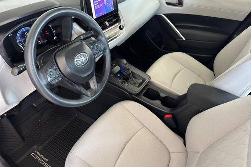 Wind Chill Pearl 2026 Toyota Corolla Cross L