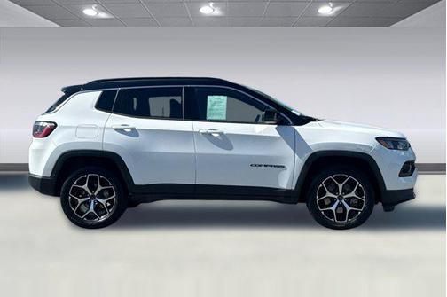 Bright White Clearcoat 2025 Jeep Compass Limited
