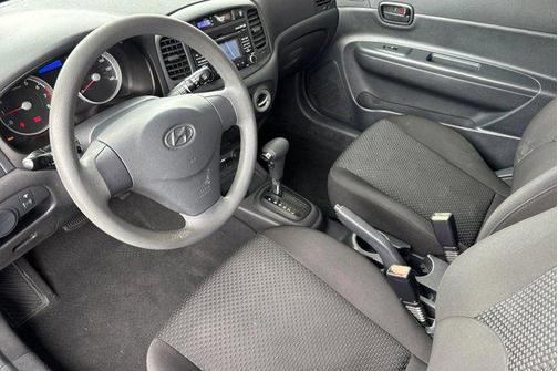 Apple Green 2010 Hyundai Accent GS