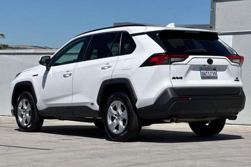 Super White 2020 Toyota RAV4 Hybrid LE
