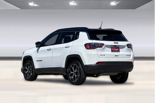 Bright White Clearcoat 2025 Jeep Compass Limited