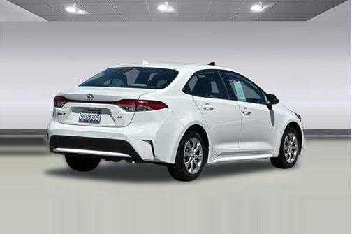 Super White 2021 Toyota Corolla LE