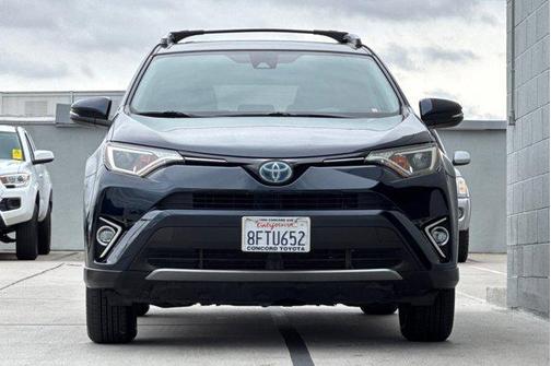2018 Toyota RAV4 Hybrid LE