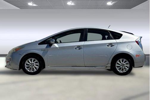 2014 Toyota Prius Plug-in Advanced