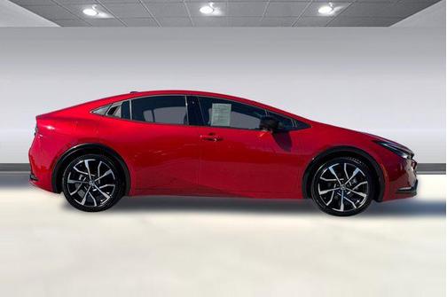 2025 Toyota Prius Plug-In Hybrid XSE Premium