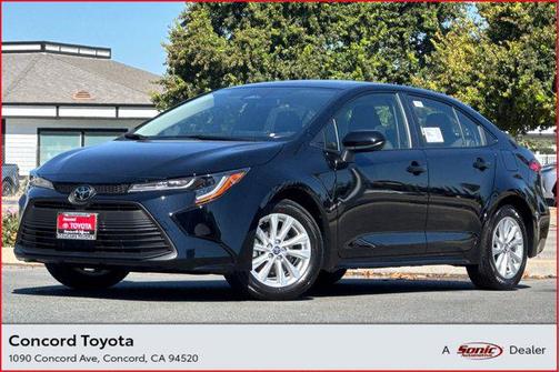 2025 Toyota Corolla LE