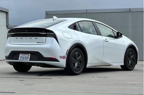 2023 Toyota Prius Prime SE